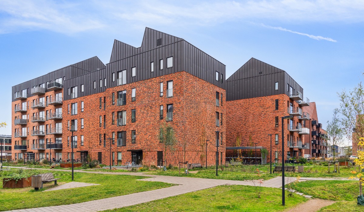 Hyggelig med egen terrasse billede 1